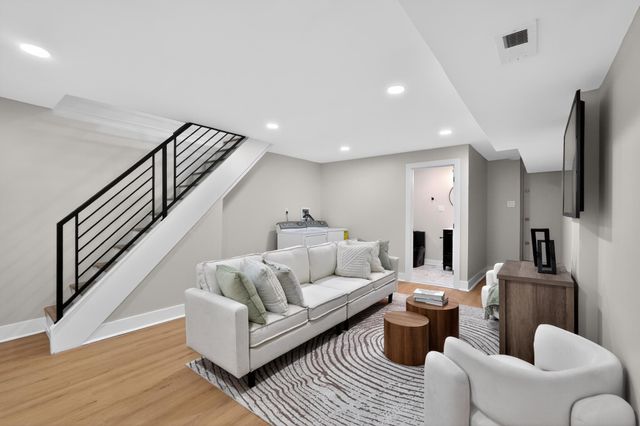 7164 N 19TH, Philadelphia, PA 19126