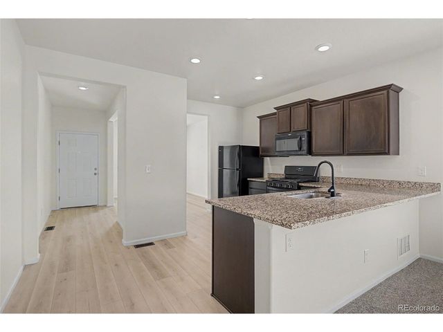 214 Zachary St, Keenesburg, CO 80643