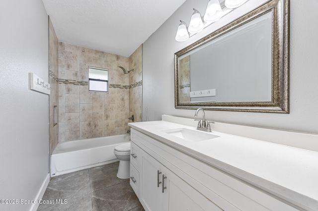 290 Brescia Street NE, Palm Bay, FL 32907
