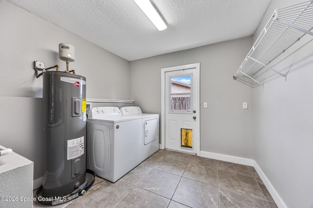 290 Brescia Street NE, Palm Bay, FL 32907