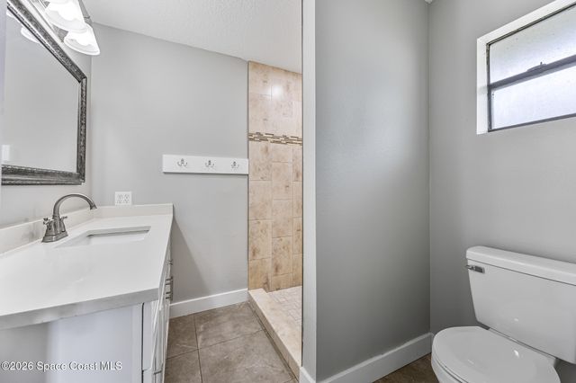 290 Brescia Street NE, Palm Bay, FL 32907