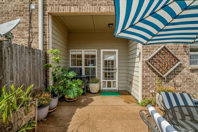 97 W CAROLINA AVE, Memphis, TN 38103