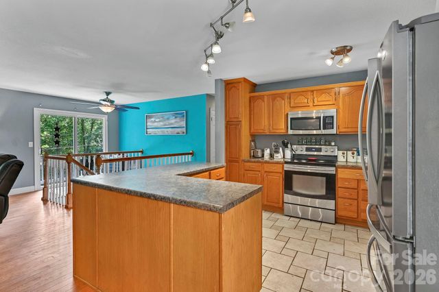 11 Greenwood Acres Drive, Mills River, NC 28759