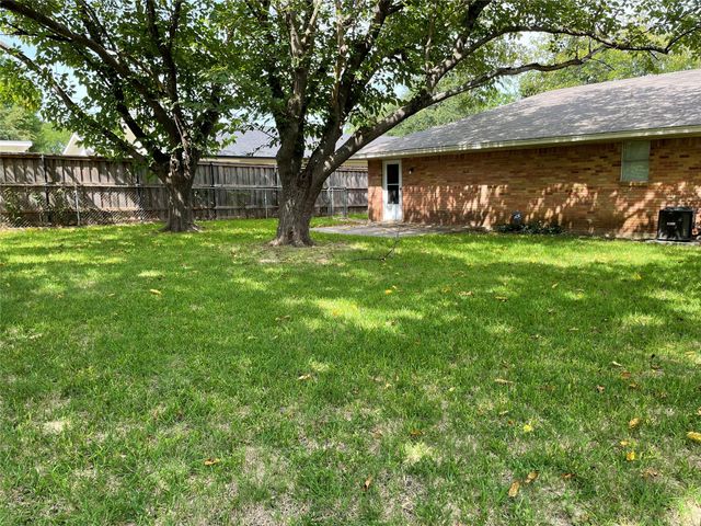 123 EVELYN Street, Desoto, TX 75115