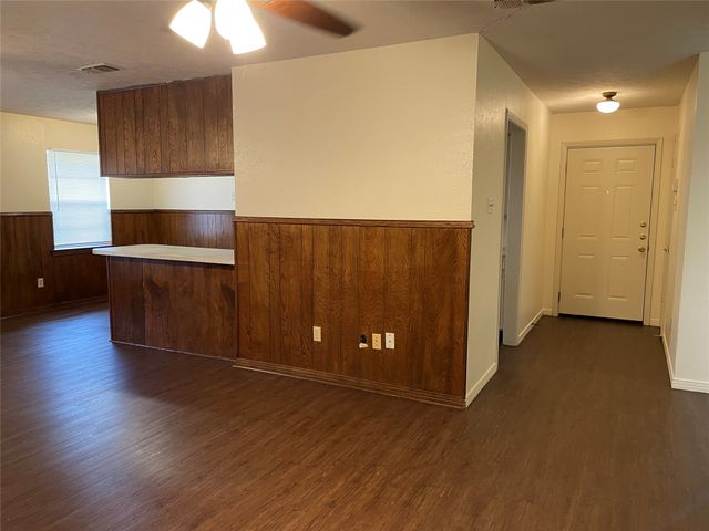 123 EVELYN Street, Desoto, TX 75115