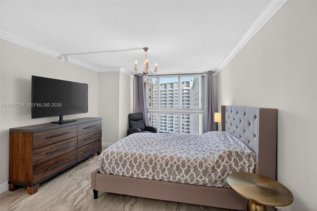 2655 Collins Ave 1407, Miami Beach, FL 33140