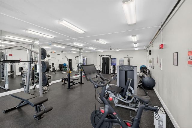 2655 Collins Ave 1407, Miami Beach, FL 33140