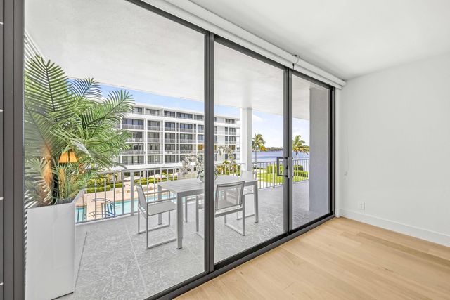 2784 S Ocean Boulevard 203N, Palm Beach, FL 33480