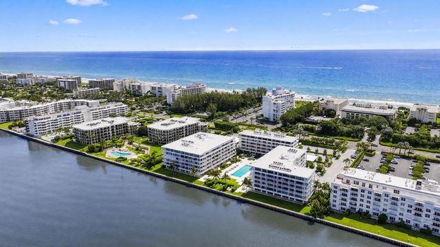 2784 S Ocean Boulevard 203N, Palm Beach, FL 33480
