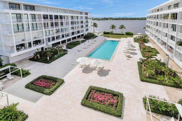 2784 S Ocean Boulevard 203N, Palm Beach, FL 33480