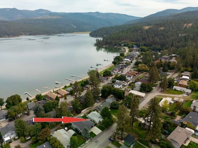 1011 S Wright Blvd, Liberty Lake, WA 99019
