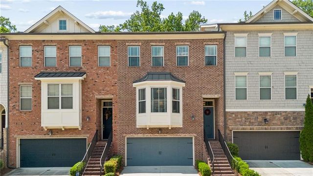 2154 W Village Lane SE, Smyrna, GA 30080