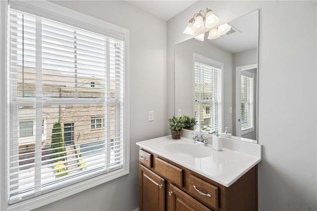 2154 W Village Lane SE, Smyrna, GA 30080