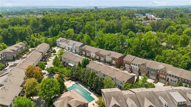 2154 W Village Lane SE, Smyrna, GA 30080