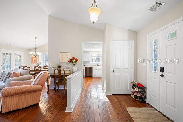 70 Shipyard Dr Apt 152, Hilton Head Island, SC 29928