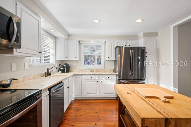 70 Shipyard Dr Apt 152, Hilton Head Island, SC 29928