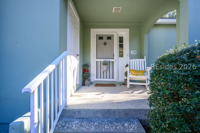 70 Shipyard Dr Apt 152, Hilton Head Island, SC 29928