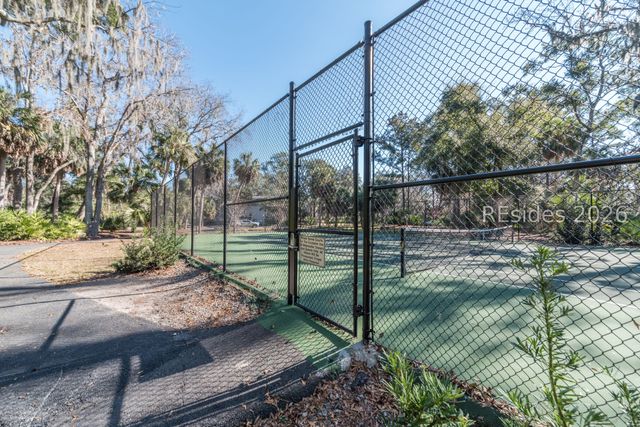 70 Shipyard Dr Apt 152, Hilton Head Island, SC 29928