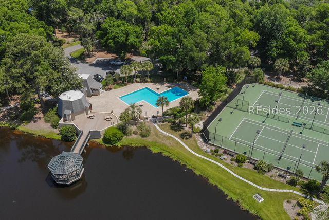 70 Shipyard Dr Apt 152, Hilton Head Island, SC 29928
