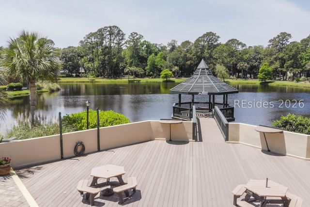 70 Shipyard Dr Apt 152, Hilton Head Island, SC 29928