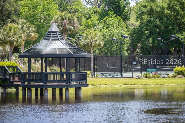 70 Shipyard Dr Apt 152, Hilton Head Island, SC 29928