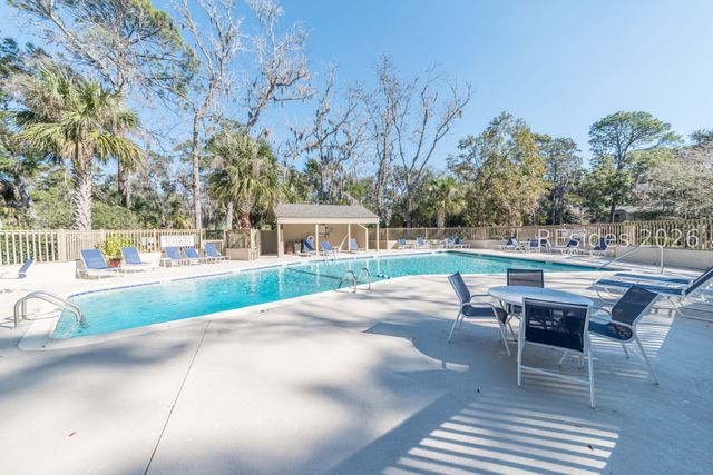 70 Shipyard Dr Apt 152, Hilton Head Island, SC 29928