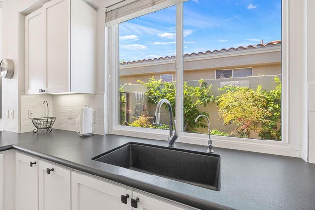 236 Eagle Dance Circle, Palm Desert, CA 92211