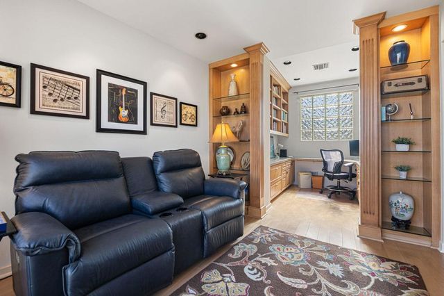 236 Eagle Dance Circle, Palm Desert, CA 92211