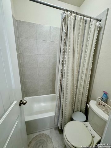 120 Wickersham, Boerne, TX 78015