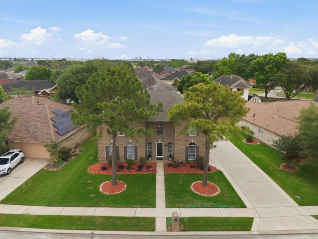9510 Rustic Gate Road, La Porte, TX 77571