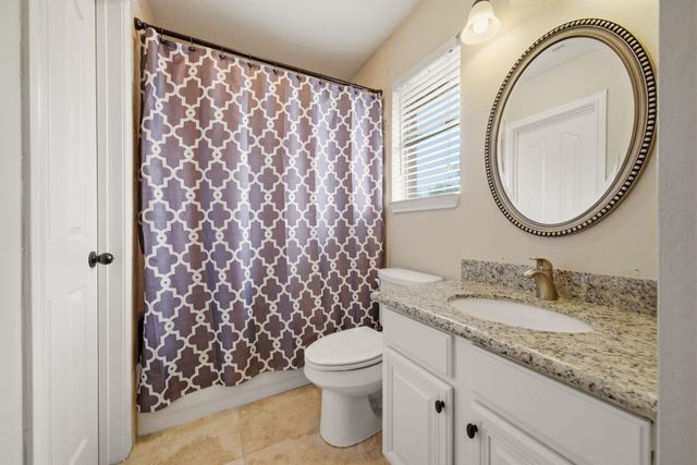 9510 Rustic Gate Road, La Porte, TX 77571