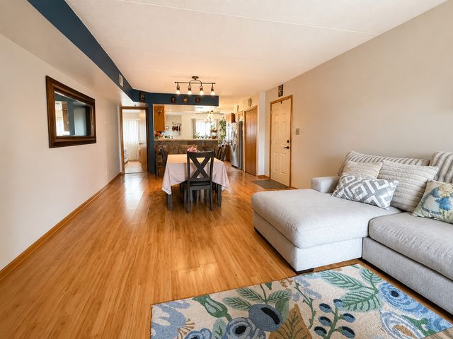 7935 W 90th Street 1A, Hickory Hills, IL 60457