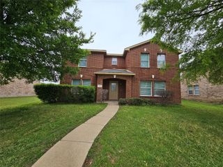 1356 Fox Glenn, Cedar Hill, TX 75104