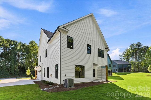 209 Parkdale Drive, Belmont, NC 28012