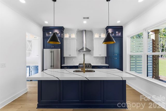209 Parkdale Drive, Belmont, NC 28012