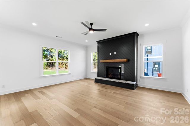 209 Parkdale Drive, Belmont, NC 28012