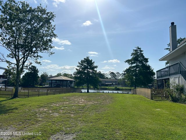 15024 Choctaw Drive, Kiln, MS 39556