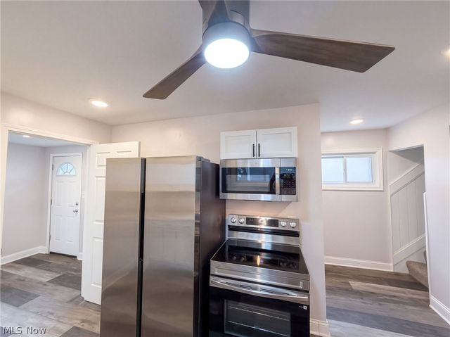 3209 Tampa Avenue, Cleveland, OH 44109