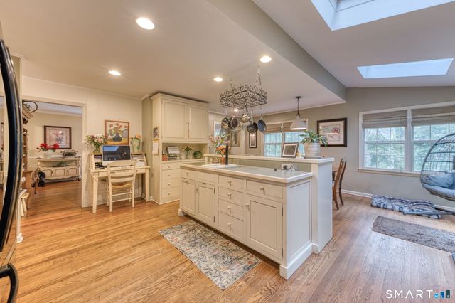 152 George Washington Highway, Ridgefield, CT 06877