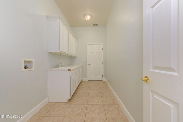 1621 Shirley Street, Minden, NV 89423