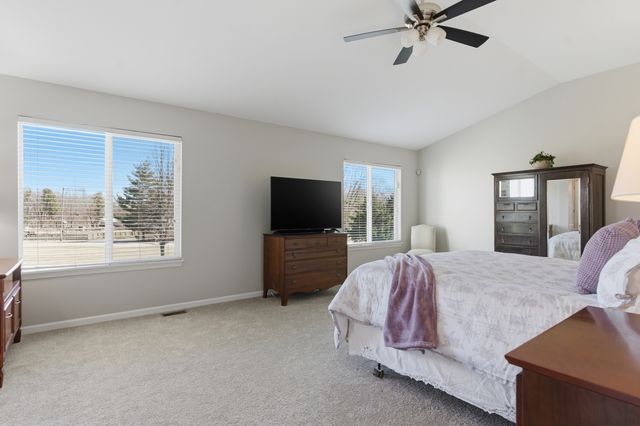 2404 Sumac Drive, Yorkville, IL 60560