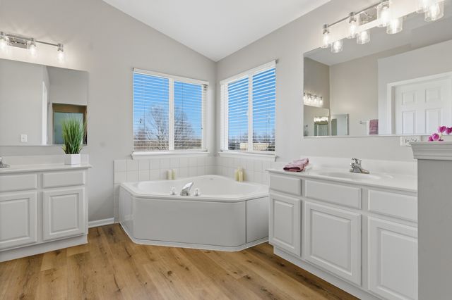 2404 Sumac Drive, Yorkville, IL 60560