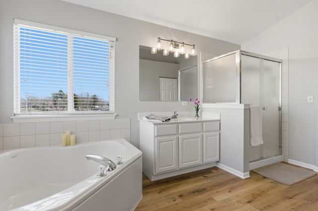 2404 Sumac Drive, Yorkville, IL 60560