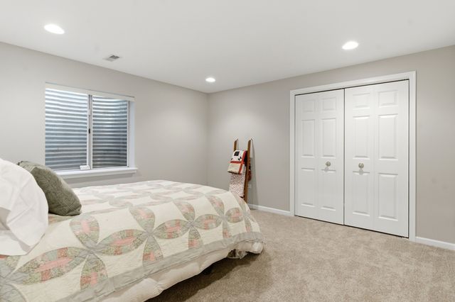 2404 Sumac Drive, Yorkville, IL 60560