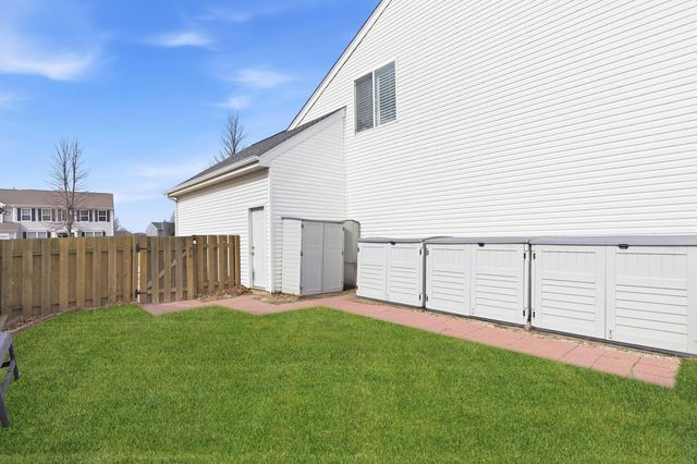 2404 Sumac Drive, Yorkville, IL 60560