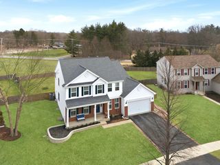 2404 Sumac Drive, Yorkville, IL 60560