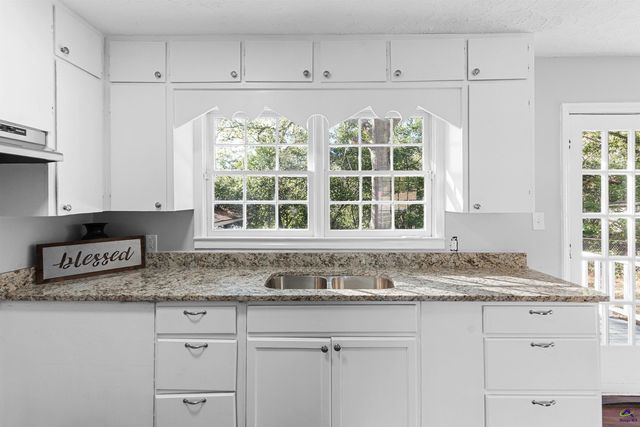 4241 Pinedale Drive, Macon, GA 31206