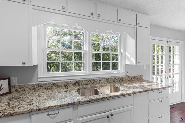 4241 Pinedale Drive, Macon, GA 31206