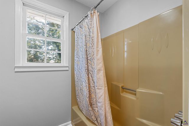 4241 Pinedale Drive, Macon, GA 31206