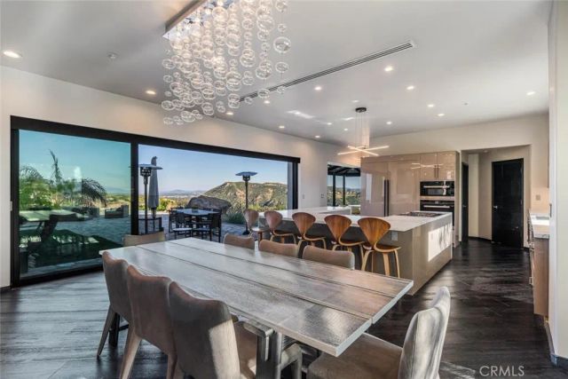 6 Colt, Bell Canyon, CA 91307